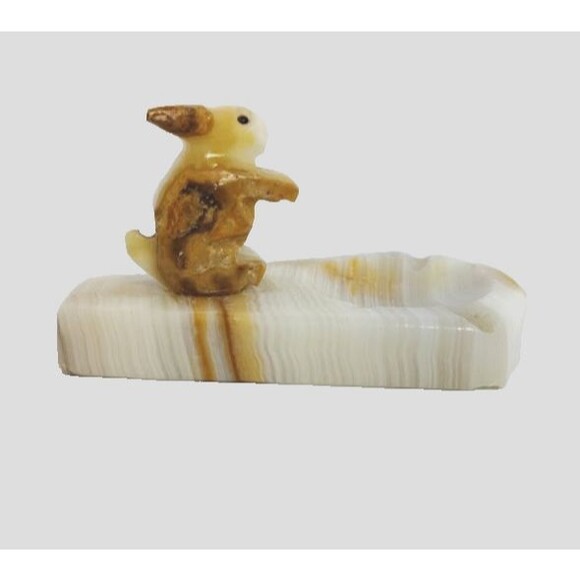 Vintage Polished Stone Bunny Rabbit Ashtray 4.5 Inch Long White Gray Tan Lines - Picture 2 of 5